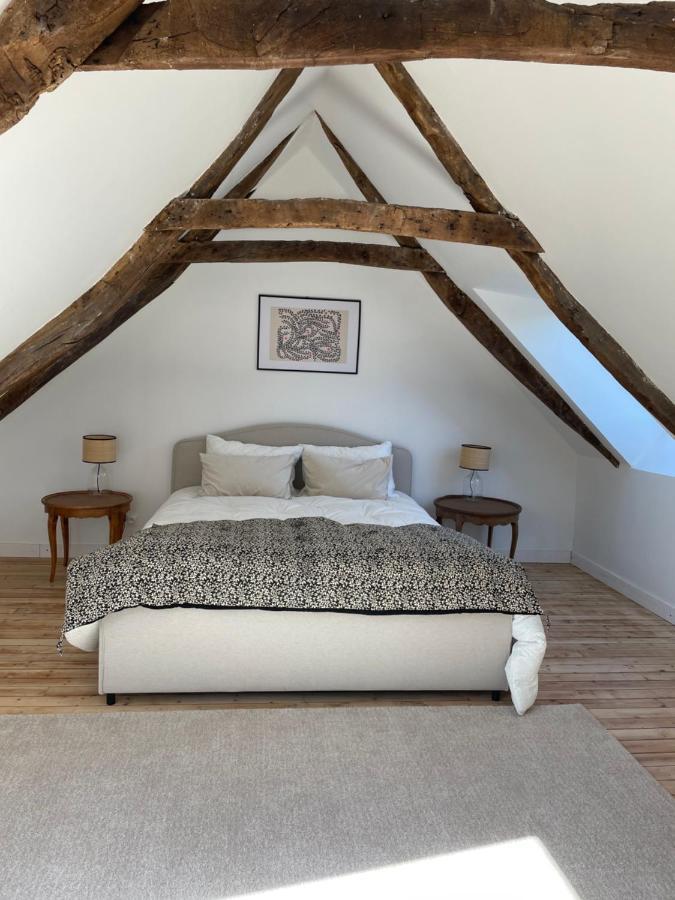 Maison, Calme Avec Cheminee. Botmeur エクステリア 写真
